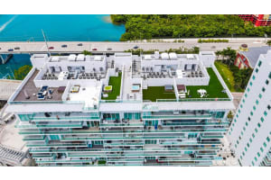 400 Sunny Isles Blvd, Sunny Isles Beach, FL 33160, Sold 12/29/21