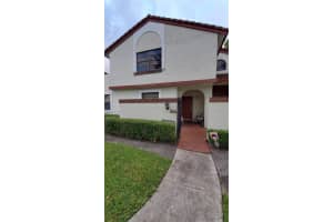 335 Ives Dairy Rd, Miami, FL 33179, Sold 03/23/22