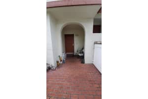335 Ives Dairy Rd, Miami, FL 33179, Sold 03/23/22