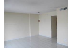 2829 Indian Creek Dr, Miami Beach, FL 33140, Sold 02/25/22