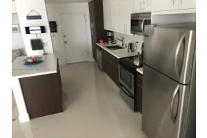 7135 Collins Ave, Miami, FL 33141, Sold 03/15/22