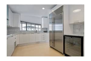 5959 Collins Ave, Miami, FL 33140, Sold 12/02/21