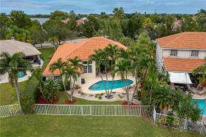 708 Verona Lake Dr, Weston, FL 33326, Sold 12/13/21