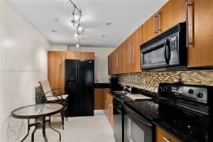 3001 S Ocean Dr, Hollywood, FL 33019, Sold 04/29/22