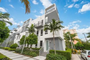 9171 NW 33rd St, Doral, FL 33172, Sold 12/28/21