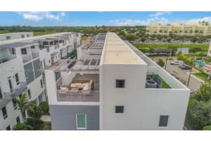 9171 NW 33rd St, Doral, FL 33172, Sold 12/28/21