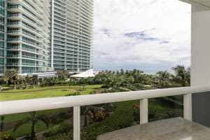 Harbour House, 10275 Collins Ave, Bal Harbour, FL 33154, Sold 04/25/22