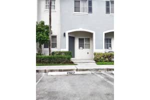 2927 SE 15th Terrace, Homestead, FL 33035, Sold 12/10/21
