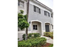 2927 SE 15th Terrace, Homestead, FL 33035, Sold 12/10/21