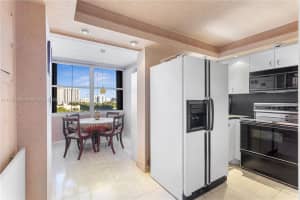 1865 Brickell Ave APT A914, Miami, FL 33129, Sold 01/14/22