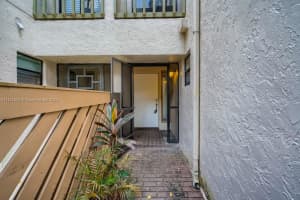 6004 Glendale Dr, Boca Raton, FL 33433, Sold 12/22/21