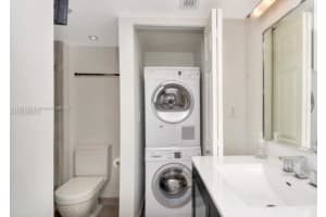 20505 E Country Club Dr, Aventura, FL 33180, Sold 12/17/21