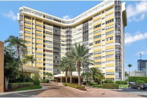 100 Golden Isles Dr, Hallandale Beach, FL 33009, Sold 04/01/22