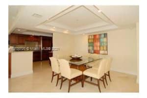 3 Grove Isle Dr C1405, Miami, FL 33133, Sold 01/25/22