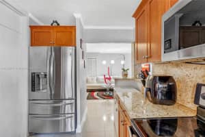 952 NE 199th St #1s, Miami, FL 33179, Sold 01/14/22