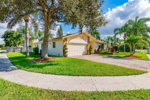 9357 NW 46th Pl, Sunrise, FL 33351, Sold 12/22/21