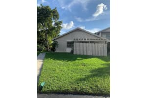 2151 Nova Village Dr, Davie, FL 33317, Sold 12/27/21