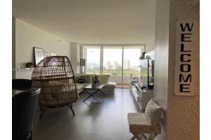 20225 NE 34th Ct, Miami, FL 33180, Sold 12/09/21