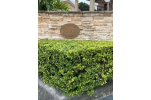 600 SE 9th Ct, Hialeah, FL 33010, Sold 01/24/22