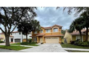 18783 NW 89th Ave, Hialeah, FL 33018, Sold 12/13/21