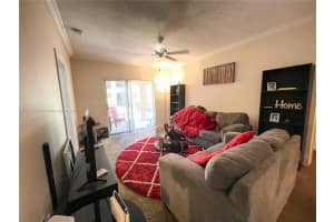 215 SW 117th Terrace, Pembroke Pines, FL 33025, Sold 03/18/22