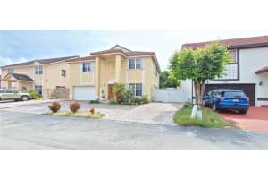 7966 NW 188th Terrace, Hialeah, FL 33015, Sold 12/14/21