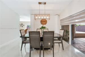 6264 NW 201st Ln, Hialeah, FL 33015, Sold 12/10/21