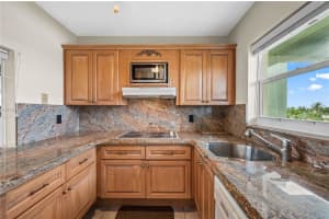 1511 SE 15th Ct, Deerfield Beach, FL 33441, Sold 12/15/21