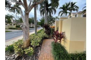 1559 Passion Vine Cir, Weston, FL 33326, Sold 12/22/21