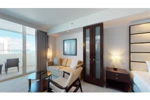4391 Collins Ave, Miami Beach, FL 33140, Sold 04/05/22
