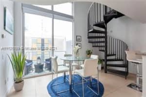 300 S Biscayne Blvd, Miami, FL 33131, Sold 04/08/22