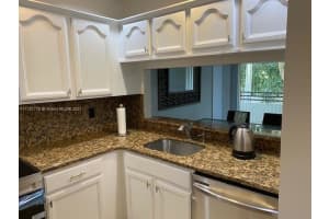 11456 NW 10th St, Pembroke Pines, FL 33026, Sold 12/21/21