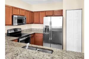 8900 NW 97th Ave, Doral, FL 33178, Sold 01/20/22