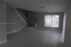19050 NW 78th Pl, Hialeah, FL 33015, Sold 12/23/21