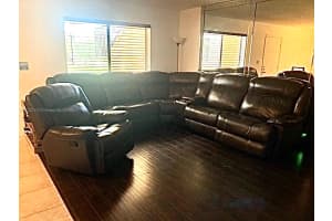 9920 NW 68th Pl, Tamarac, FL 33321, Sold 01/06/22