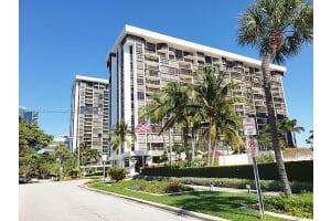 1925 Brickell Ave # D201, Miami, FL 33129, Sold 12/29/21