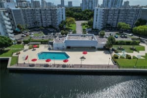 3475 N Country Club Dr, Miami, FL 33180, Sold 04/18/22