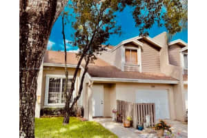 536 Woodgate Cir, Sunrise, FL 33326, Sold 12/30/21