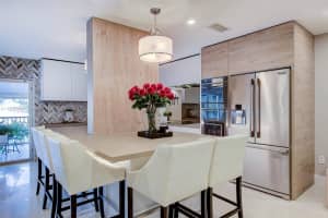 15904 Kilmarnock Dr, Miami Lakes, FL 33014, Sold 01/31/22