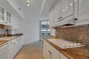 8925 Collins Ave #5d, Surfside, FL 33154, Sold 02/03/22