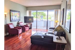 20505 E Country Club Dr APT 139, Aventura, FL 33180, Sold 03/23/22