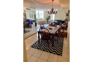 825 Brickell Bay Dr, Miami, FL 33131, Sold 01/20/22