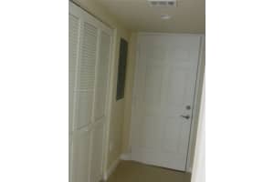 18415 NE 27th Ct, Aventura, FL 33160, Sold 04/18/22