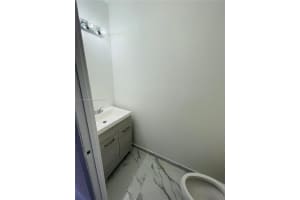 10827 NW 3rd Ct, Pembroke Pines, FL 33026, Sold 12/30/21
