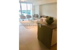400 Sunny Isles Blvd, Sunny Isles Beach, FL 33160, Sold 01/10/22