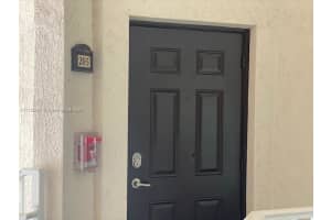 11605 NW 89th St, Doral, FL 33178, Sold 01/06/22