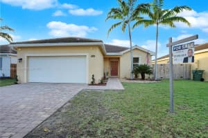 642 SE 31st Ave, Homestead, FL 33033, Sold 01/22/22