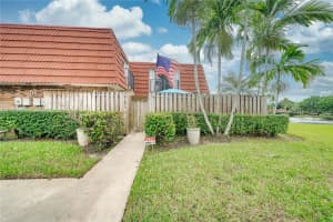 9954 NW 6th Pl, Plantation, FL 33324, Sold 12/20/21