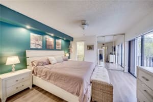 9954 NW 6th Pl, Plantation, FL 33324, Sold 12/20/21