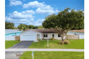 1060 SW 128th Dr, Davie, FL 33325, Sold 12/22/21